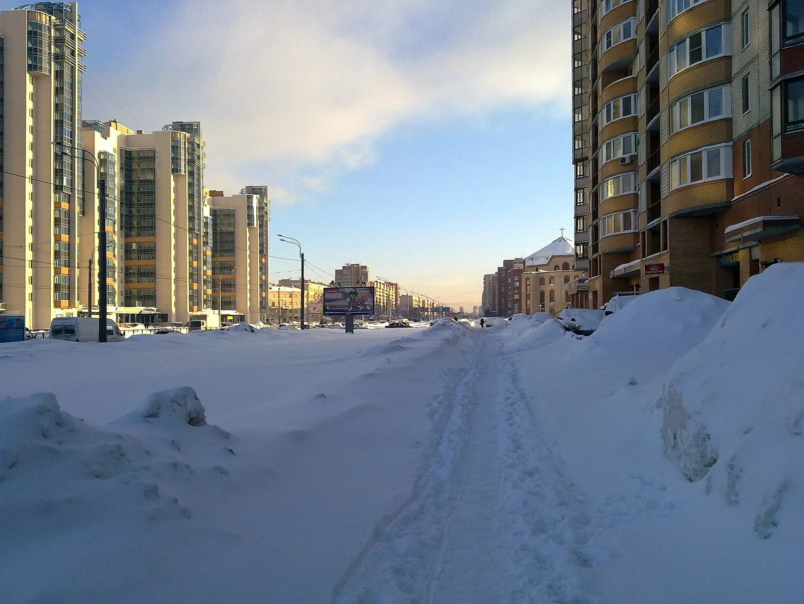 Санкт-Петербург зимой под снегом